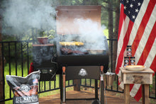 Load image into Gallery viewer, Classic 700 Sq. In. Wood Fired Pellet Grill with Flame Broiler - EK CHIC HOME