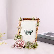 Load image into Gallery viewer, Picture Frame European Metal Photo Frame  (Big Flower) - EK CHIC HOME