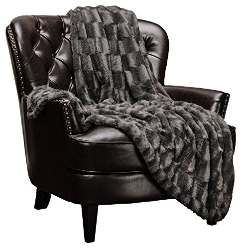 Fur Elegant Rectangular Embossed Throw Blanket (50