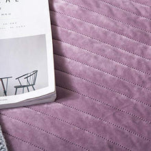 Load image into Gallery viewer, Plush Velvet Lavish Design Quilt Set with Reversible Luxurious Bedding - EK CHIC HOME