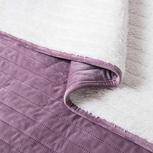Load image into Gallery viewer, Plush Velvet Lavish Design Quilt Set with Reversible Luxurious Bedding - EK CHIC HOME