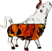 Load image into Gallery viewer, Charging Bull Liquor Decanter Made For Bourbon - EK CHIC HOME