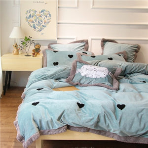 Luxury Velvet Flannel Sweet Heart Bedding Set - EK CHIC HOME