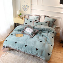 Load image into Gallery viewer, Luxury Velvet Flannel Sweet Heart Bedding Set - EK CHIC HOME