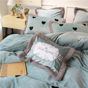 Luxury Velvet Flannel Sweet Heart Bedding Set - EK CHIC HOME